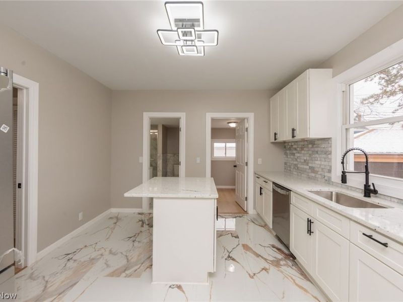 6227 Ridge Road, Parma, OH 44129 Photo 19