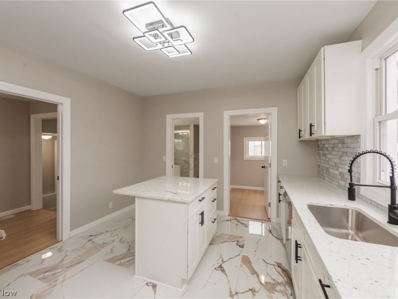 6227 Ridge Road, Parma, OH 44129 Photo 21