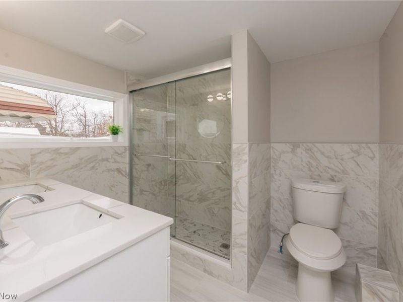 6227 Ridge Road, Parma, OH 44129 Photo 25