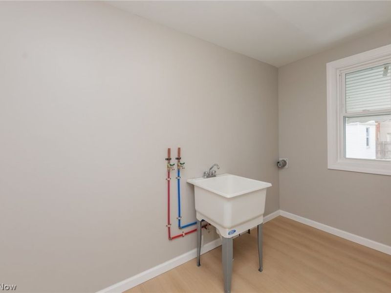 6227 Ridge Road, Parma, OH 44129 Photo 28