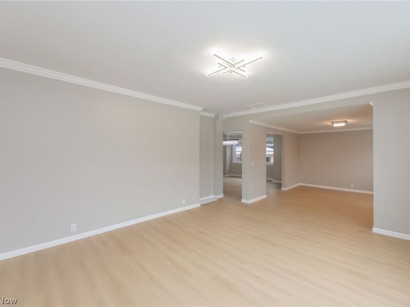 6227 Ridge Road, Parma, OH 44129 Photo 9