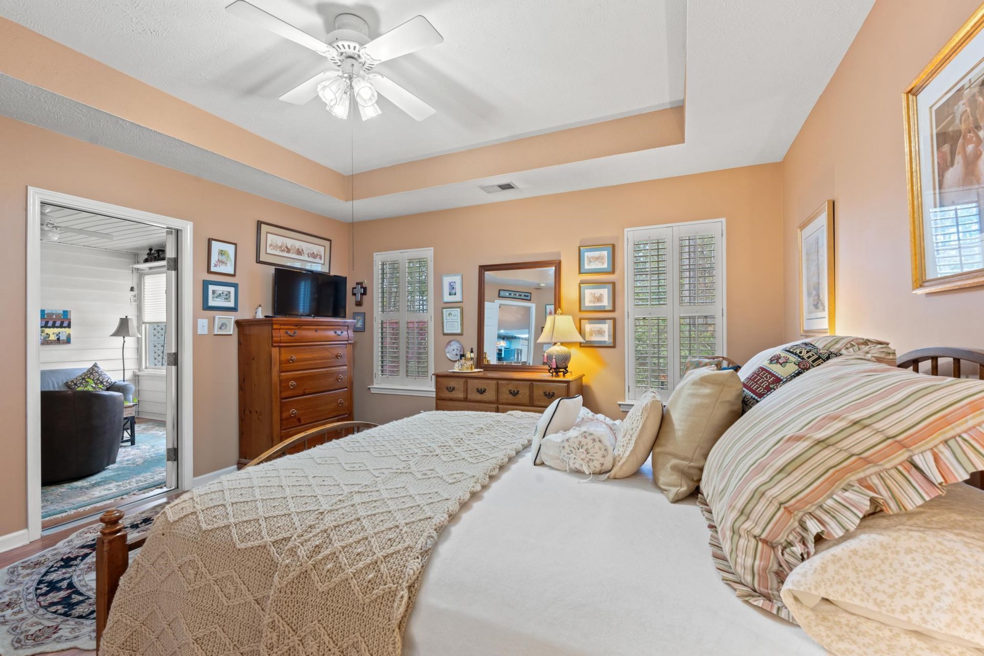 4550 Eastport Blvd. Photo 20
