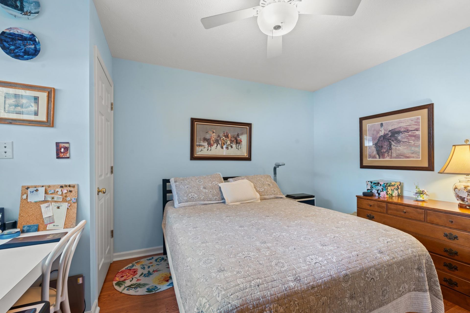 4550 Eastport Blvd. Photo 24