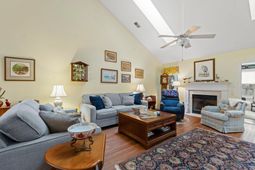 4550 Eastport Blvd. photo 4