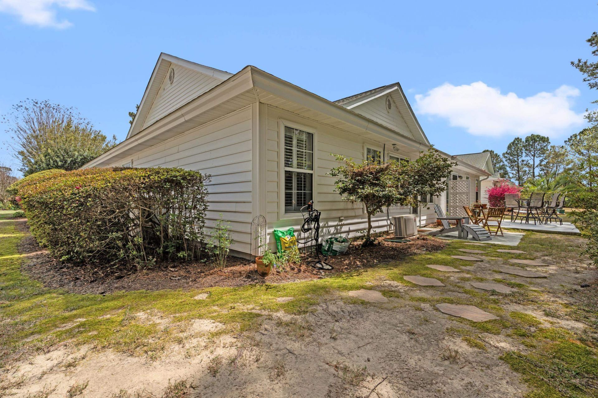 4550 Eastport Blvd. Photo 32