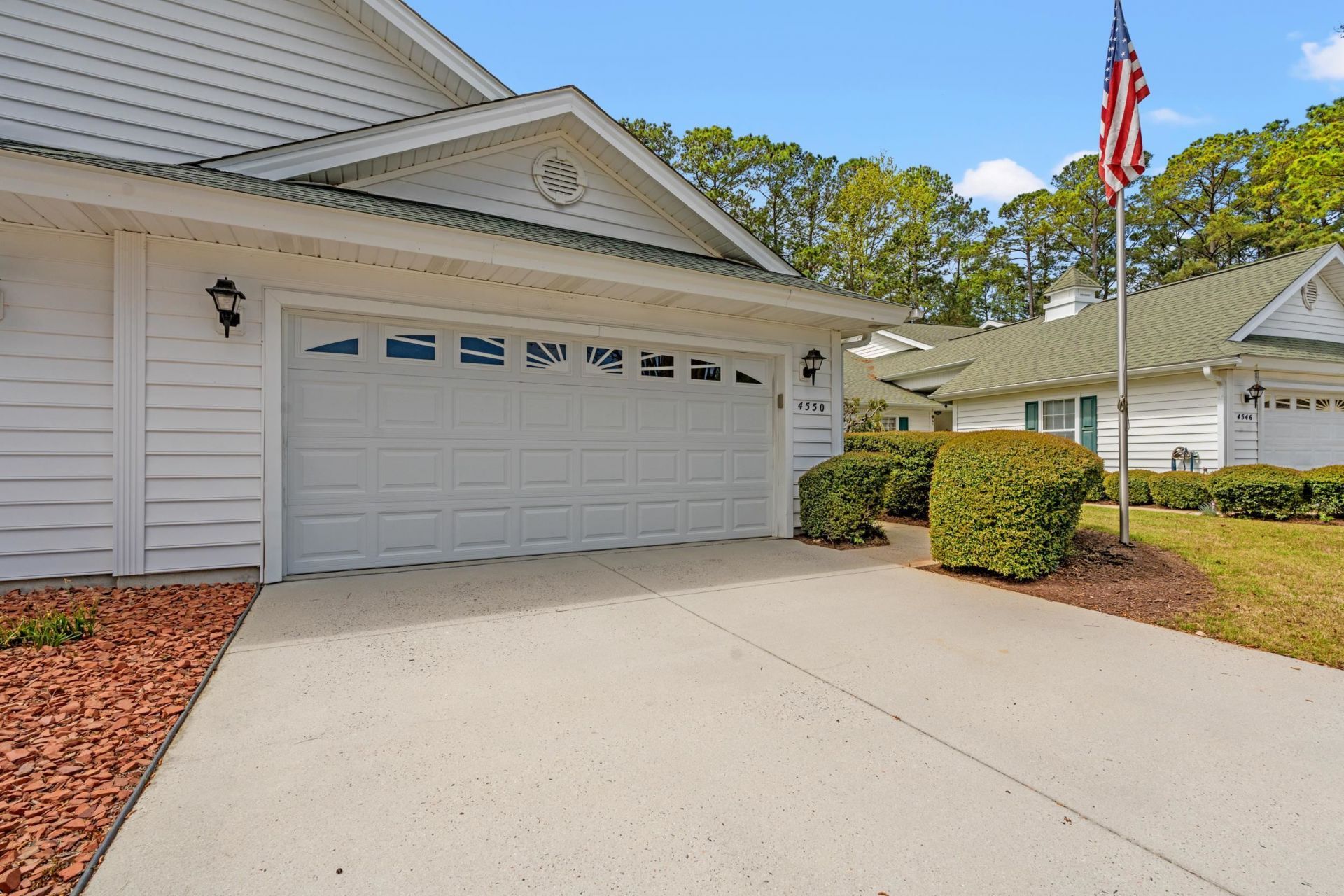 4550 Eastport Blvd. Photo 33