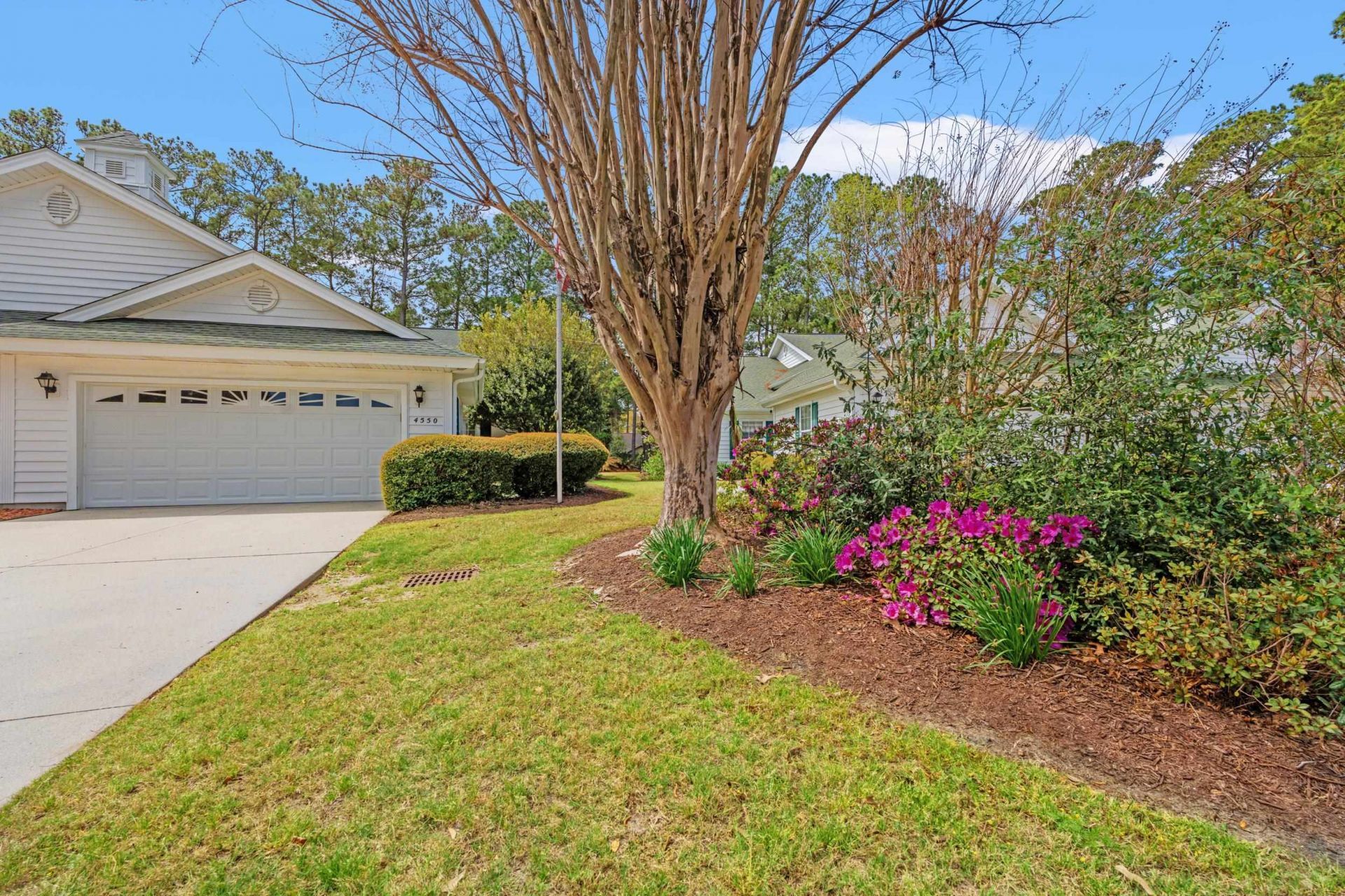 4550 Eastport Blvd. Photo 35