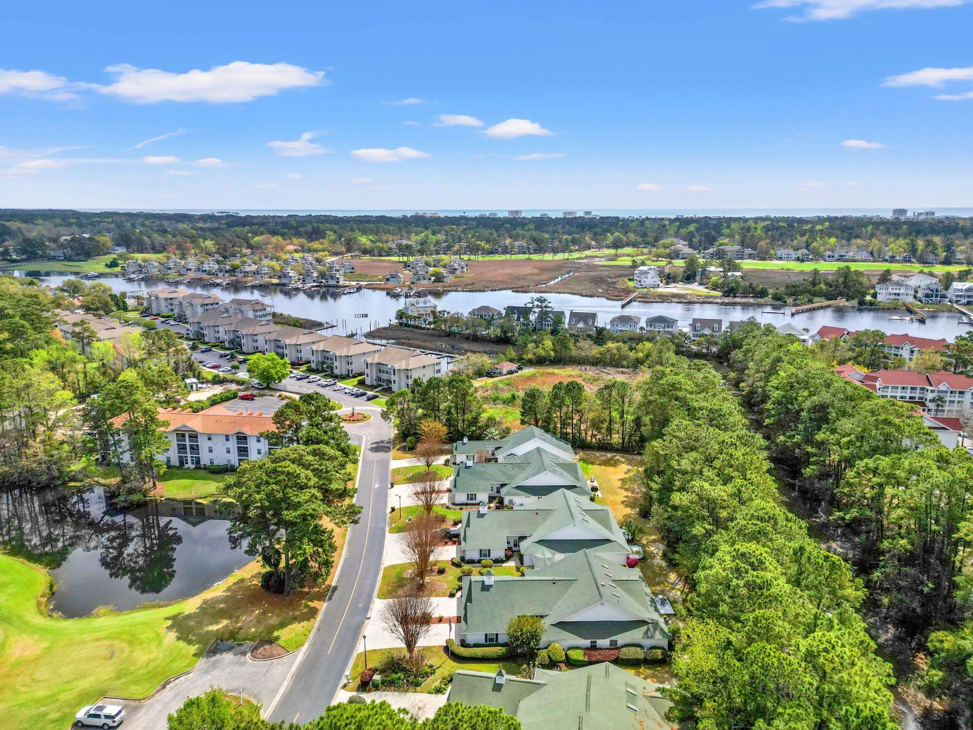 4550 Eastport Blvd. Photo 4