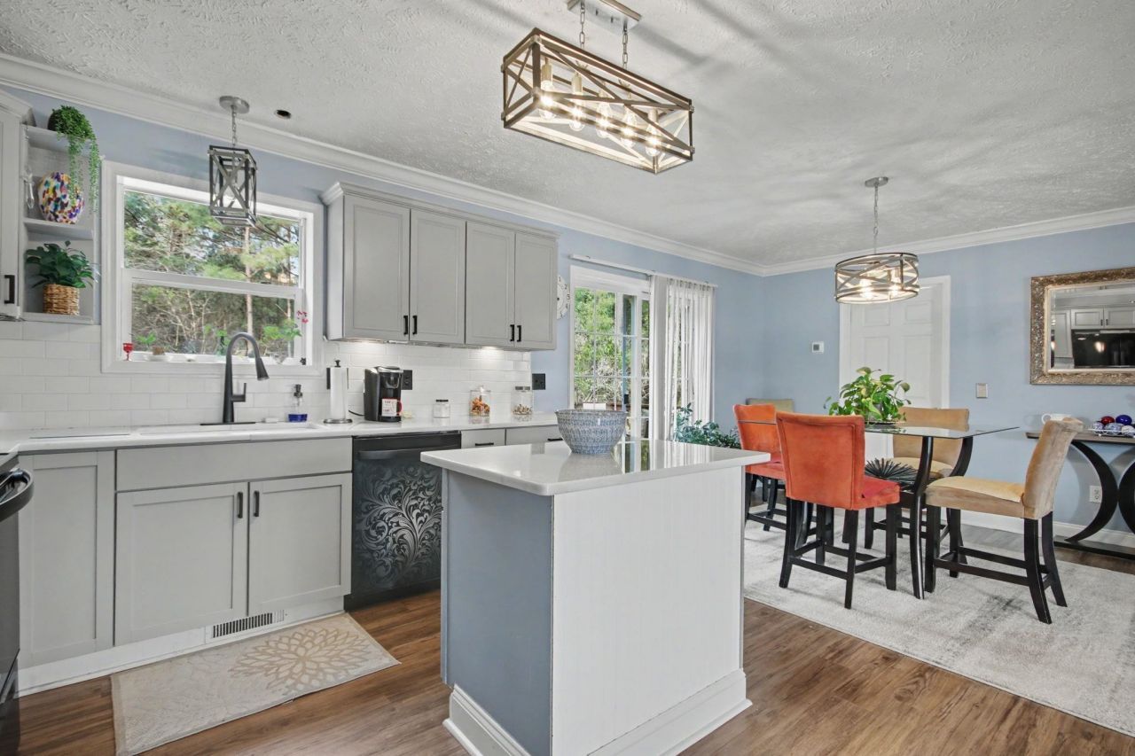 1200 Weldon Ln. Photo 11