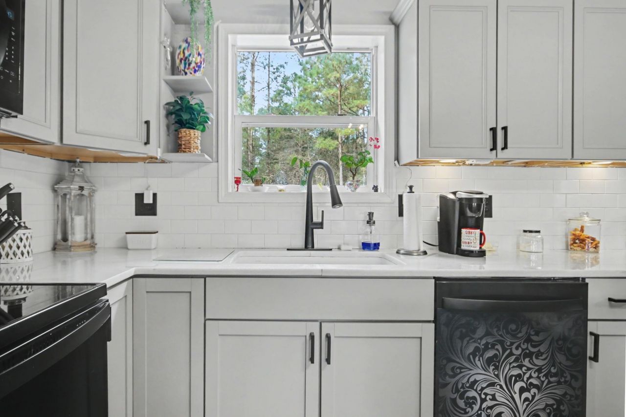 1200 Weldon Ln. Photo 12