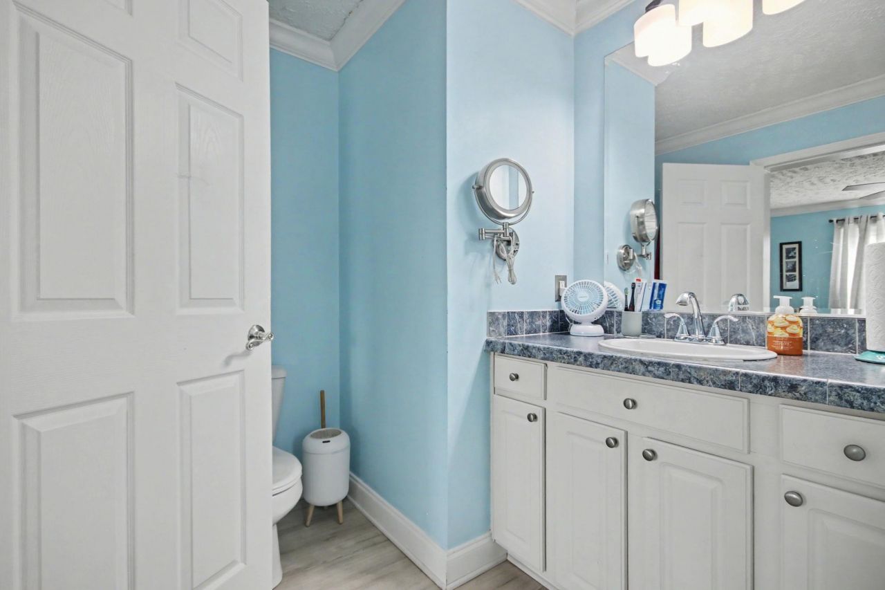 1200 Weldon Ln. Photo 19