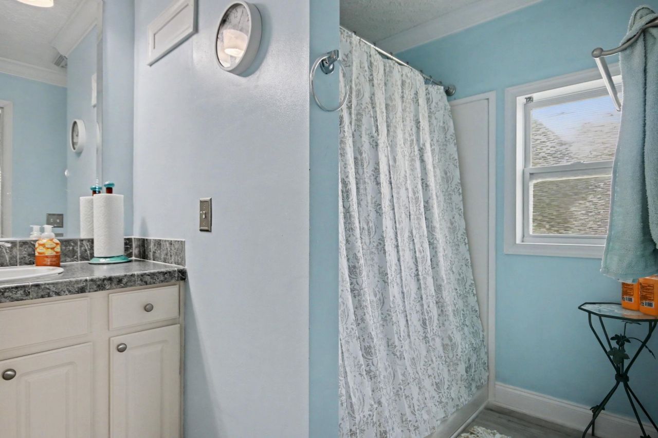 1200 Weldon Ln. Photo 20