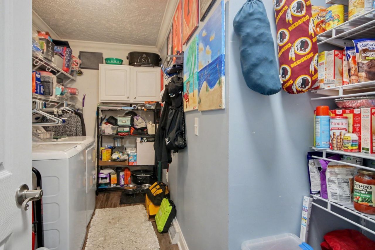 1200 Weldon Ln. Photo 24