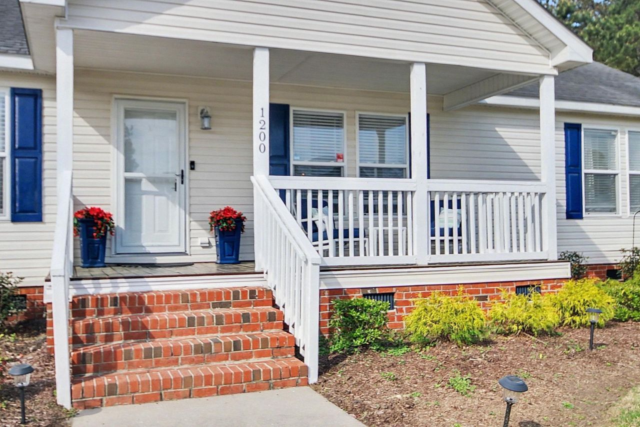 1200 Weldon Ln. Photo 3