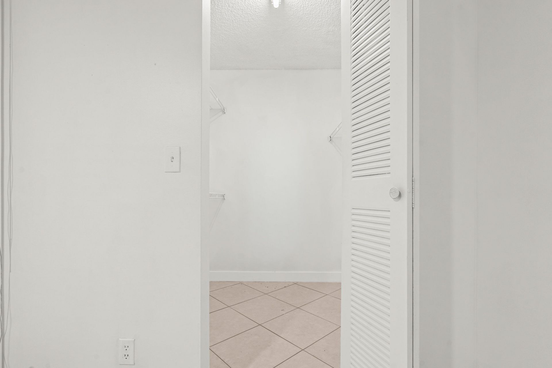 7301 Amberly Lane, Unit 304, Delray Beach, FL 33446 Photo
