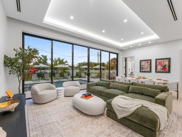 220 S Swinton Avenue, Delray Beach, FL 33444