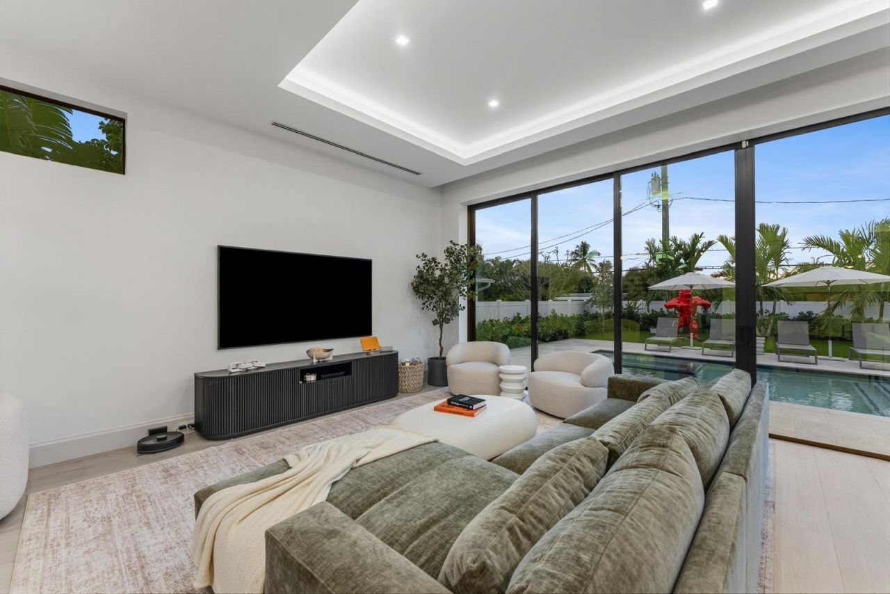 220 S Swinton Avenue, Delray Beach, FL 33444 Photo