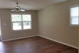 148 Giles Drive photo 4