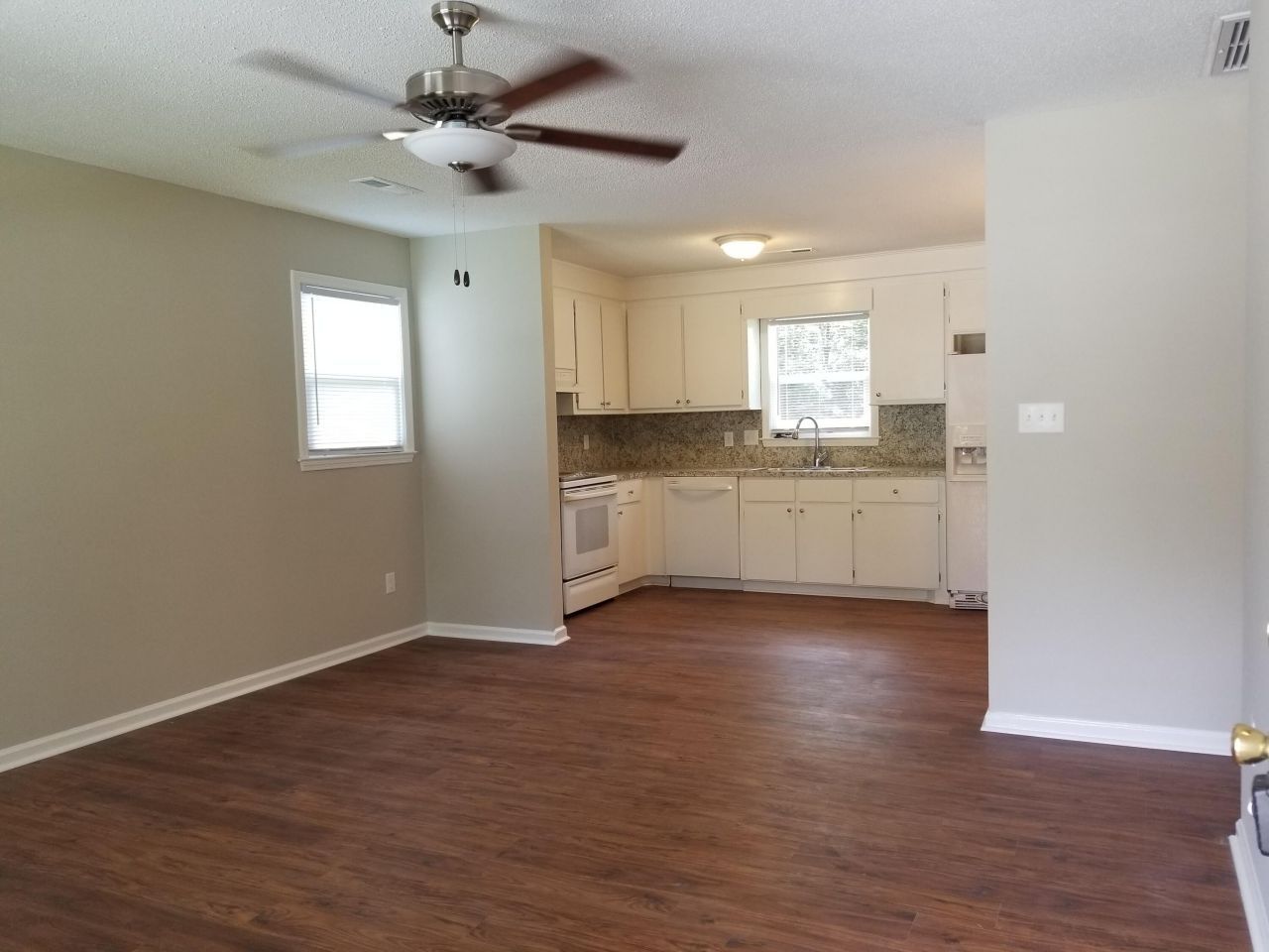 148 Giles Drive Photo 4