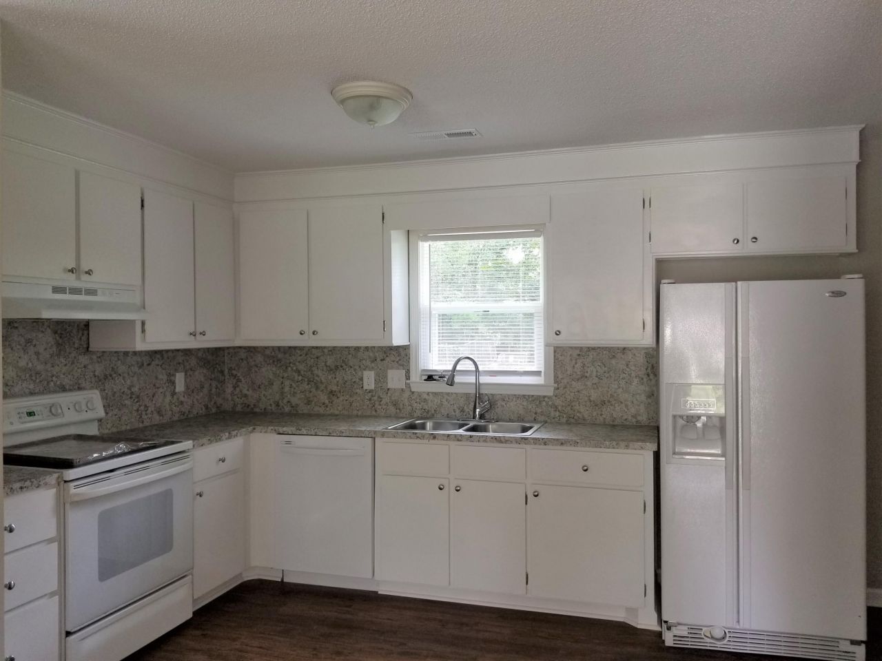 148 Giles Drive Photo 5