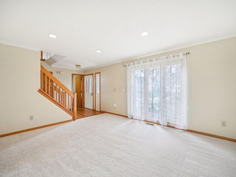 1502 Markland Street, Columbus, OH 43235 Photo 4