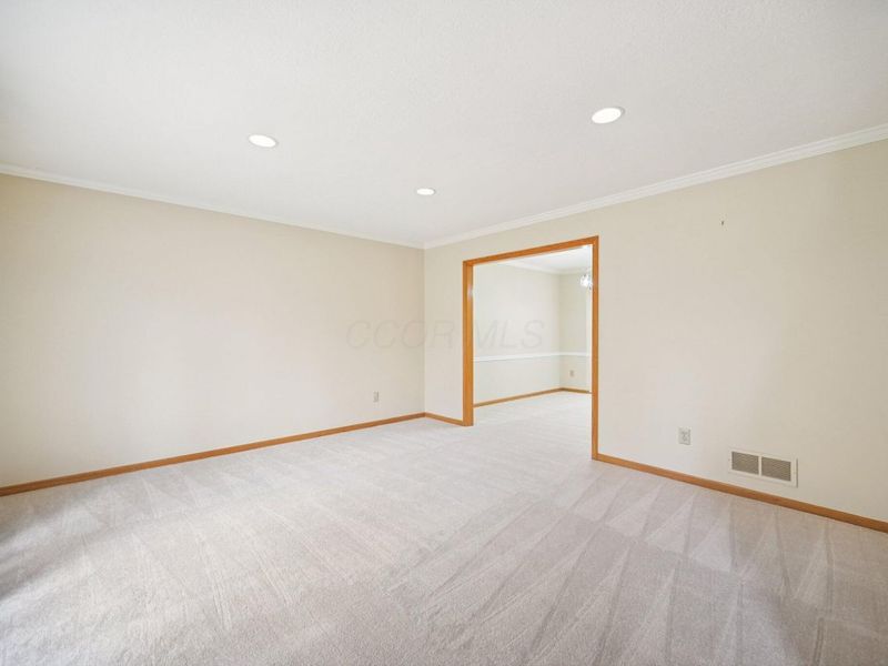 1502 Markland Street, Columbus, OH 43235 Photo 5