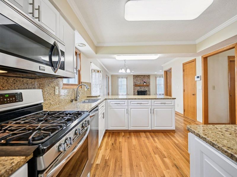 1502 Markland Street, Columbus, OH 43235 Photo 9