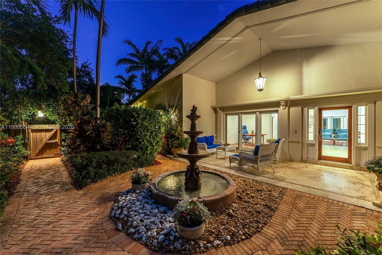 269 Cranwood Dr , Key Biscayne, FL 33149 Photo