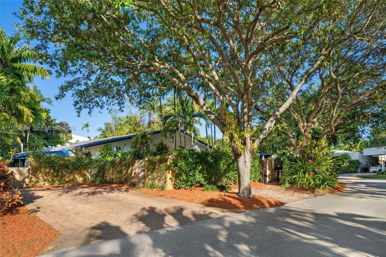 269 Cranwood Dr , Key Biscayne, FL 33149 Photo