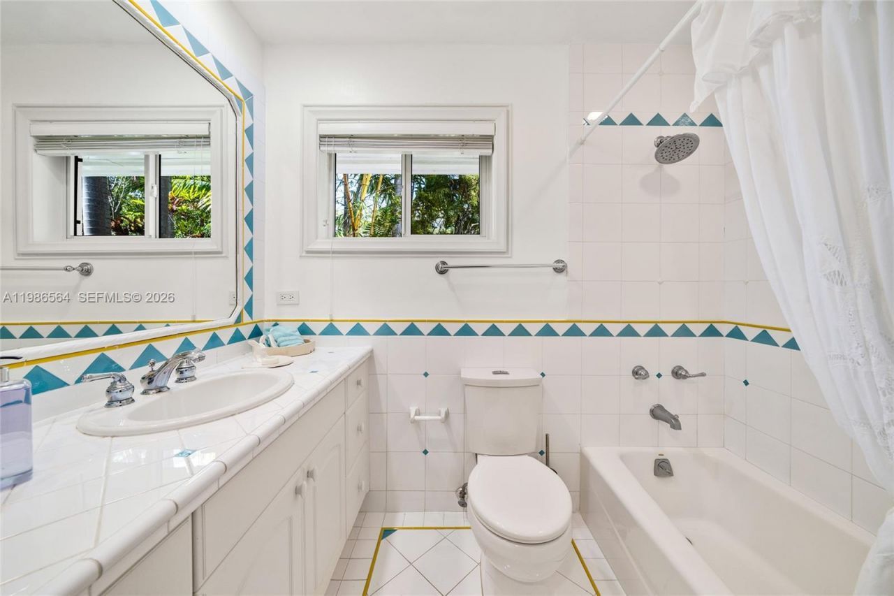 269 Cranwood Dr , Key Biscayne, FL 33149 Photo