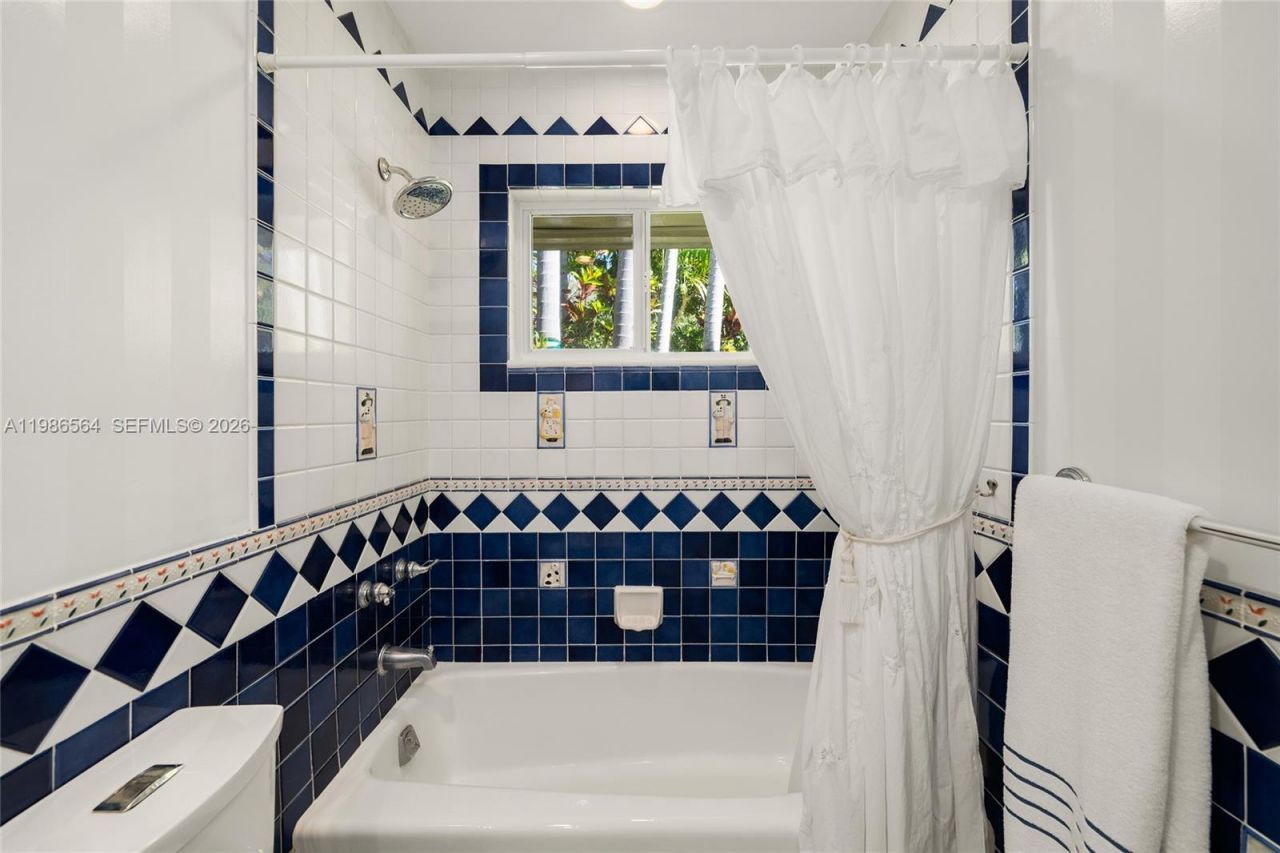 269 Cranwood Dr , Key Biscayne, FL 33149 Photo