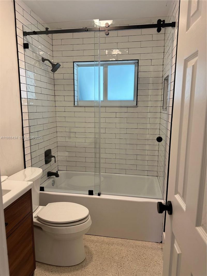 1351 SW 32nd St, Unit n/a, Fort Lauderdale, FL 33315 Photo