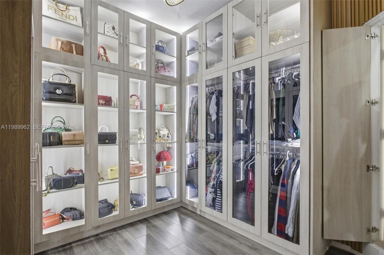 10319 NW 30th Ter , Doral, FL 33172 Photo