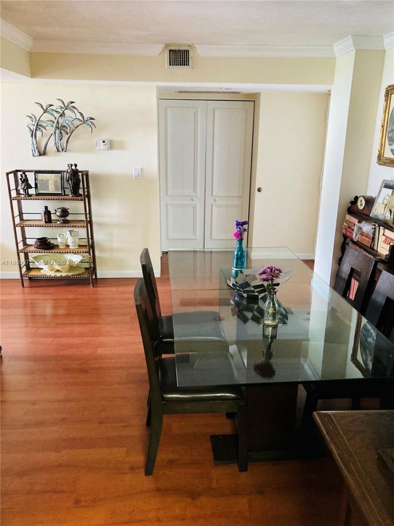 2333 Brickell Ave, Unit 2614, Miami, FL 33129 Photo