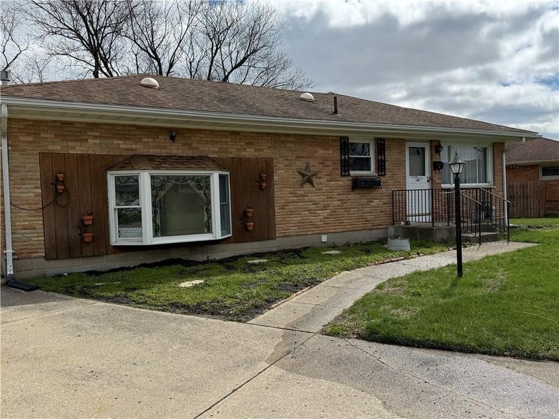 4732 Lehigh Drive, Moorefield Township, OH 45503 Photo 3