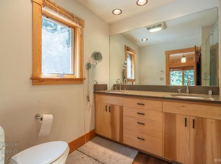 710 Fallen Leaf Road, South Lake Tahoe, CA 96150 Photo