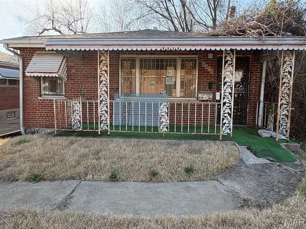 4414 Dryden Avenue, St Louis, MO 63115