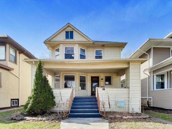 917 Home Avenue , Oak Park, IL 60304