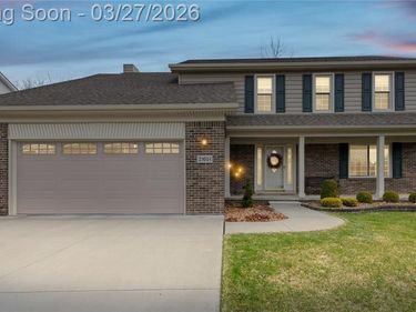 21651 Sylvan Avenue, Brownstown Twp, MI 48134