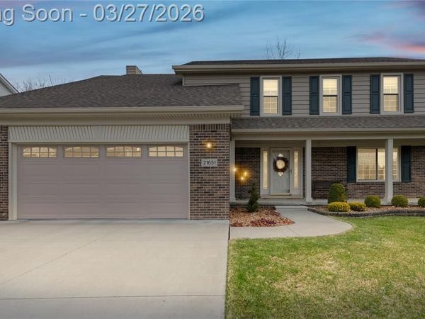 21651 Sylvan Avenue, Brownstown Twp, MI 48134