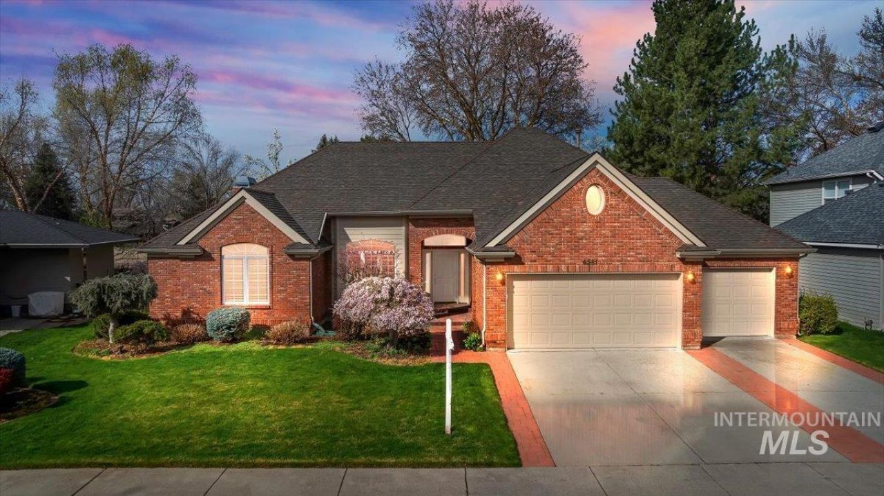 6251 N Charleston Place, Boise, ID 83703 Main Photo