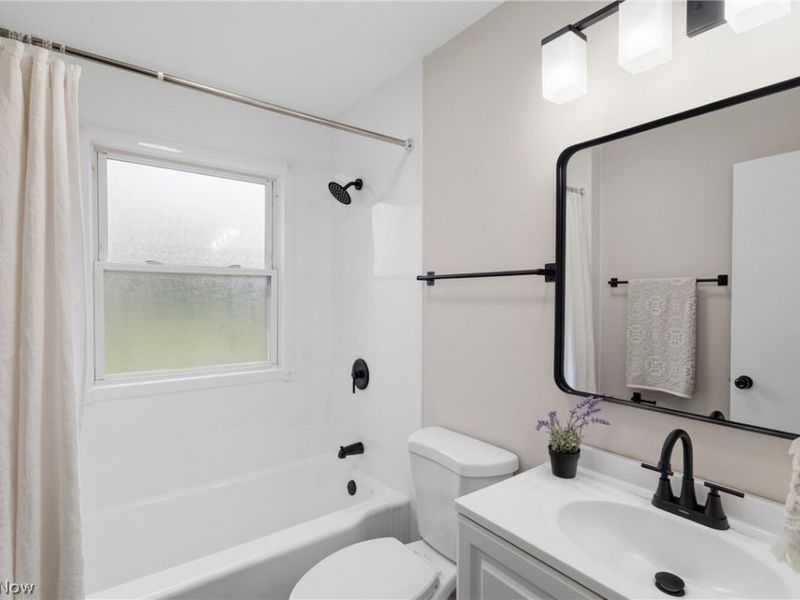 266 Barnes Drive, Tallmadge, OH 44278 Photo 12