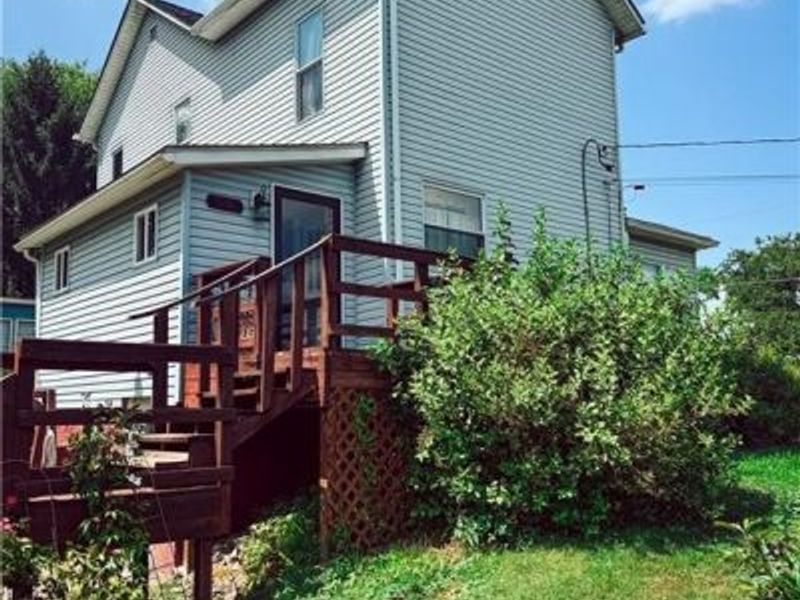 122 3rd Street, Powhatan Point, OH 43942 Photo 1