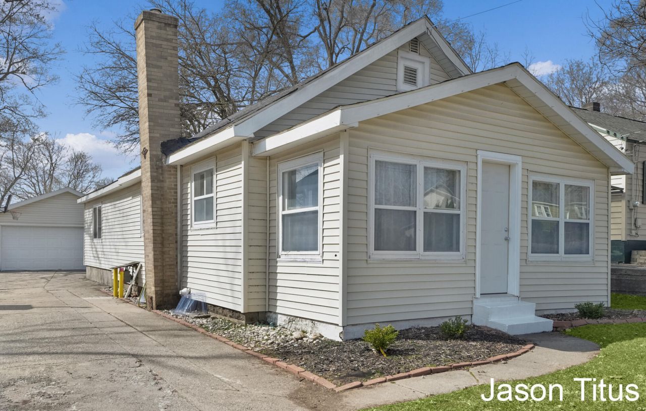 2507 Day Avenue Nw, Walker, MI 49544 Main Photo