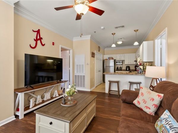 303 Helen Keller Boulevard, Unit B227, Tuscaloosa, AL 35404