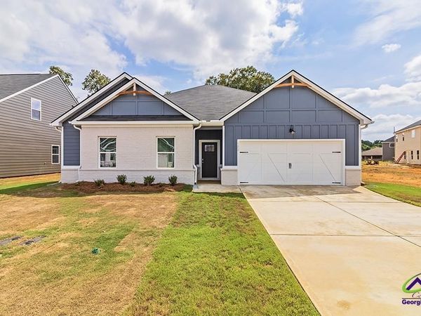 105 Scarecrow Lane, Perry, GA 31069