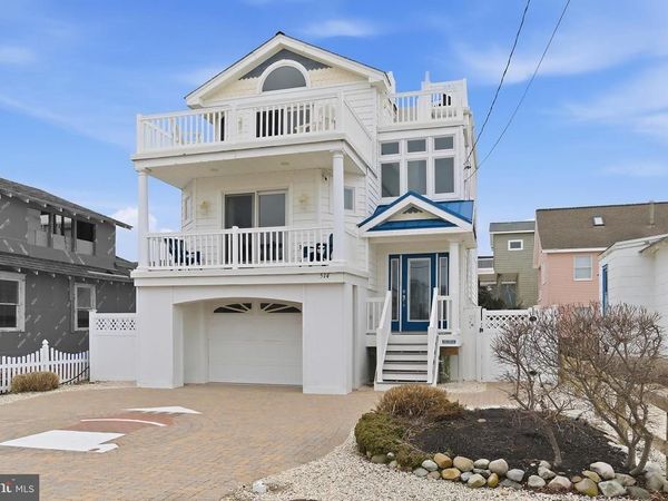 514 N ATLANTIC AVENUE , BEACH HAVEN, NJ 08008