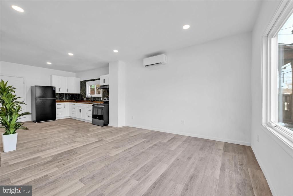 312 E SWATARA AVENUE, TREMONT, PA 17981