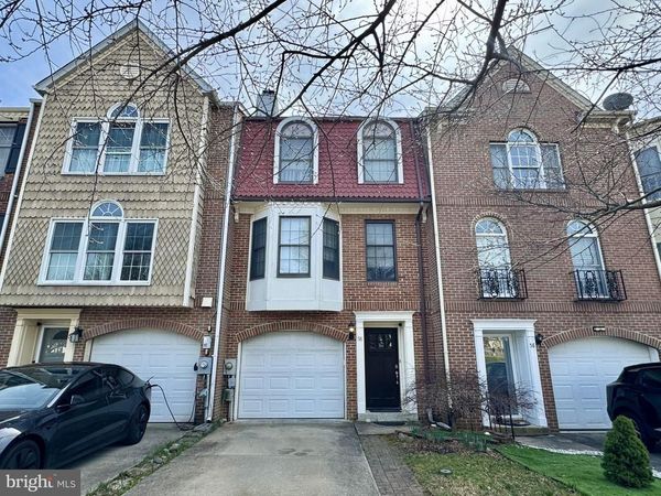 56 VICTORIA SQUARE, FREDERICK, MD 21702