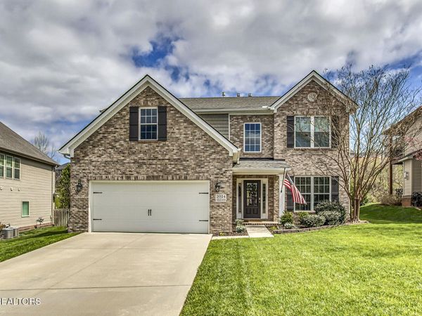 2024 Creekside Manor Lane, Knoxville, TN 37932